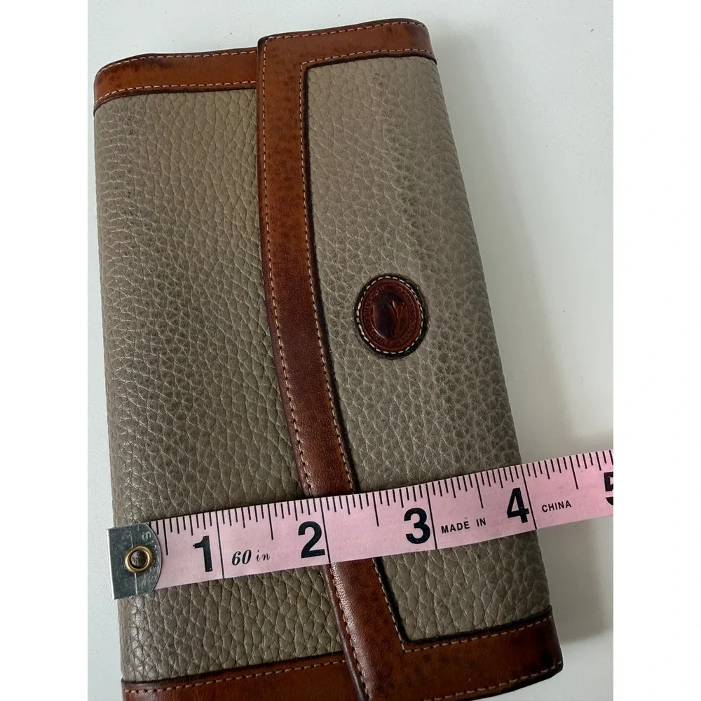 Dooney & Bourke Trifold Wallet Womens OS Taupe Brown Leather Vintage Duck Logo